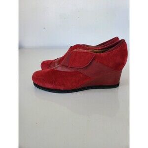Earthies Womens Bondy Boot Size 7.5 Red Suede Wedge Heel Bootie  Shoes